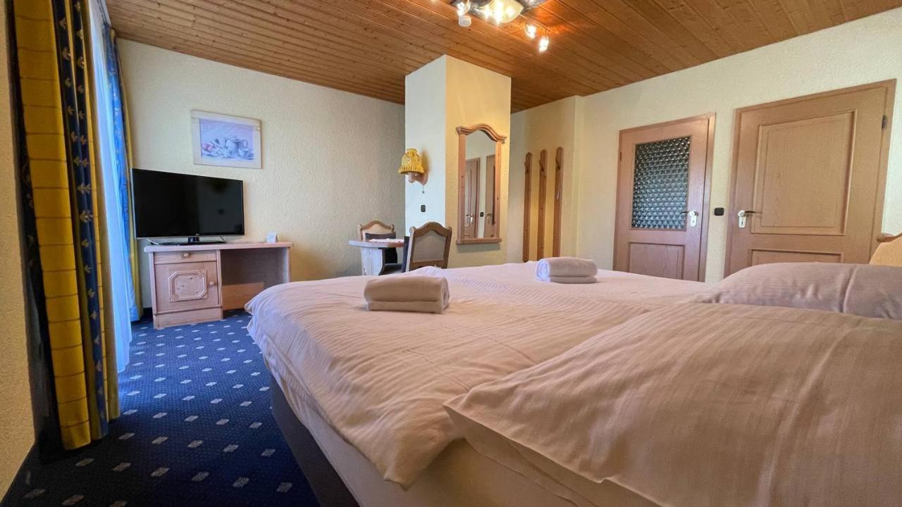 Gaestehaus Forellenhof Pottenstein Exteriör bild
