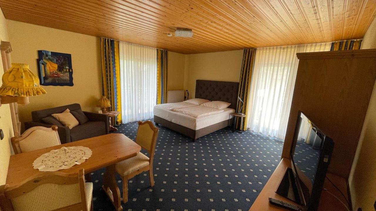 Gaestehaus Forellenhof Pottenstein Exteriör bild